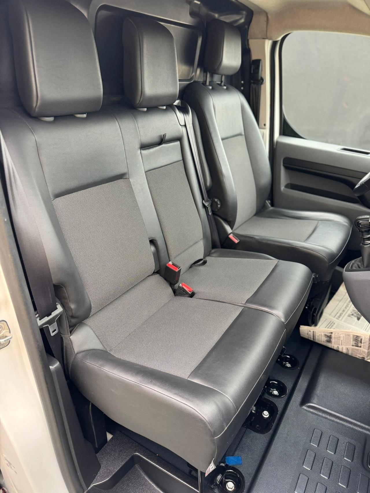 Peugeot Expert BlueHDi 100 S&S PL-TN Furgone Premium Standard | CON ATTREZZATURA