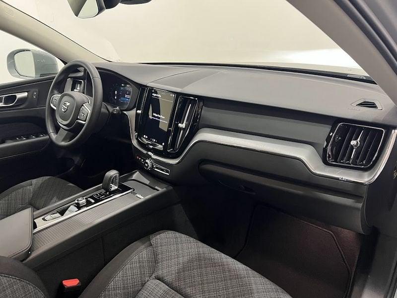 Volvo XC60 XC60 B4 (d) AWD automatico Core