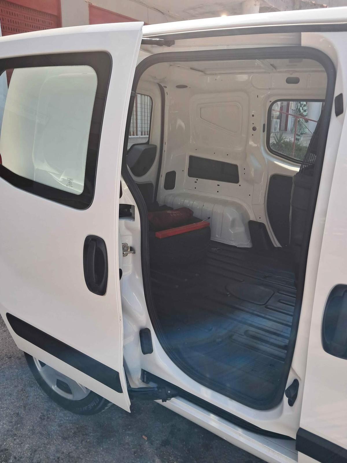 Fiat Fiorino 1.3 MJT 95CV Cargo SX