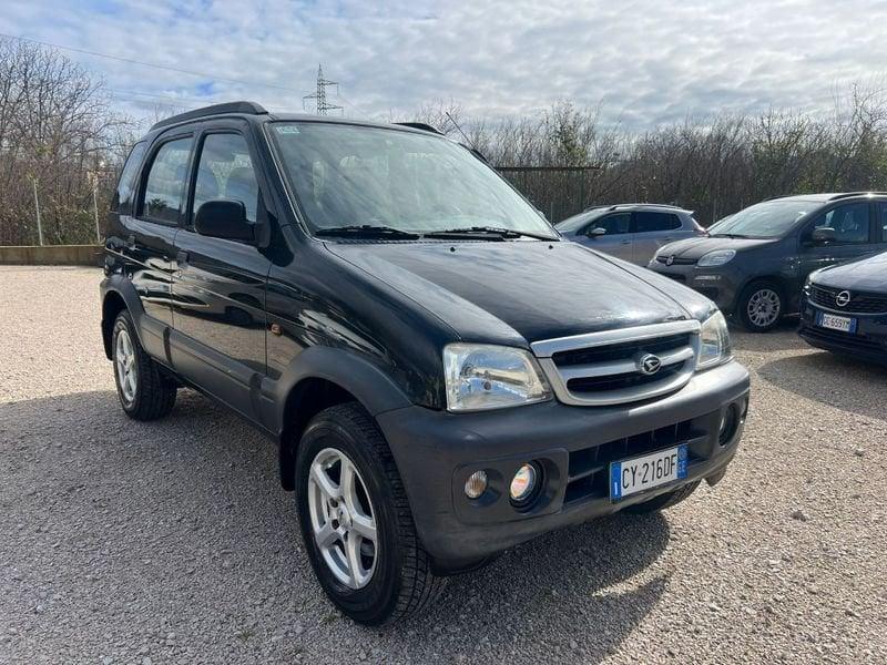 Daihatsu Terios TERIOS 1.300 BENZ/GPL 4WD