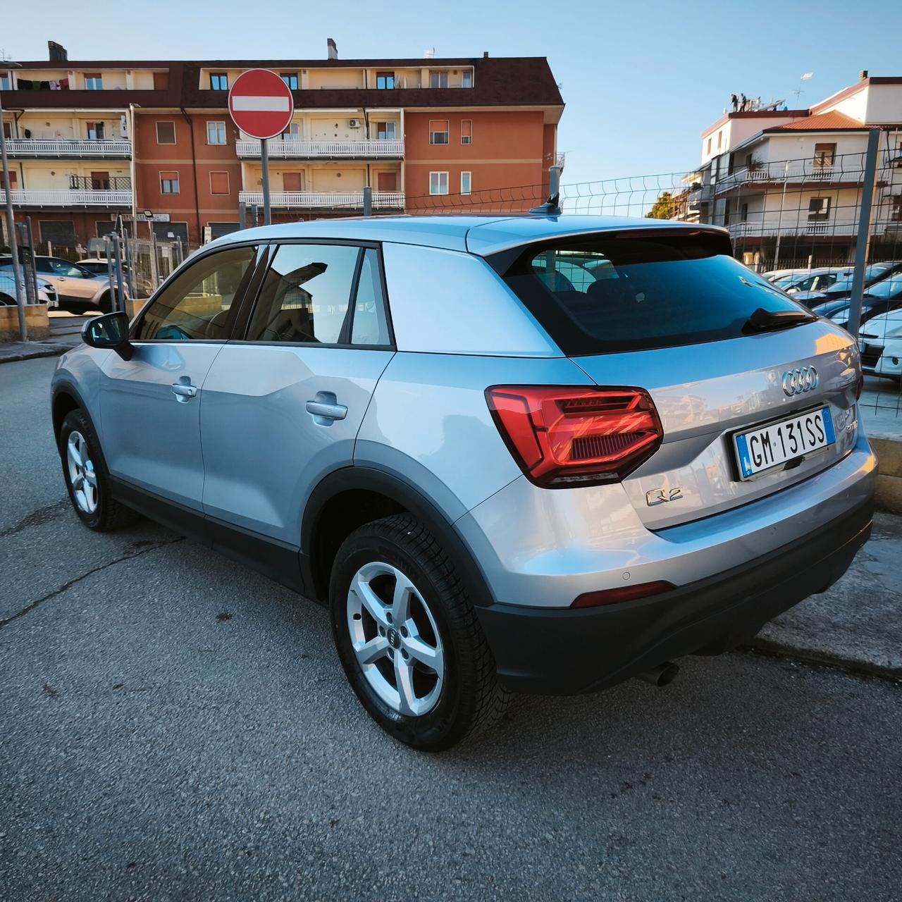 Audi Q2 30 TDI Business E6d