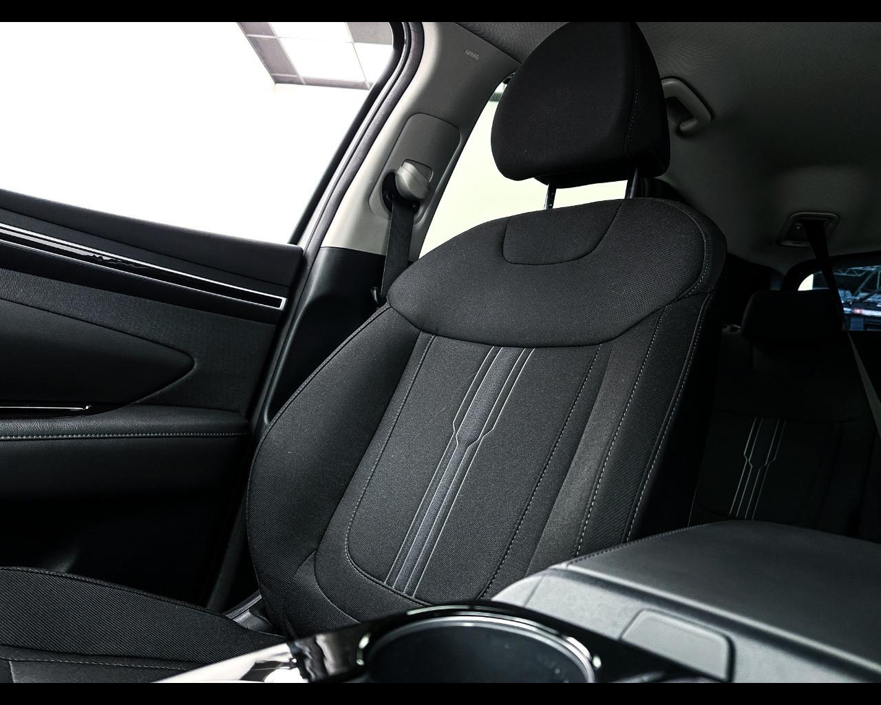 HYUNDAI Tucson 3ª serie - Tucson 1.6 HEV aut.Exellence