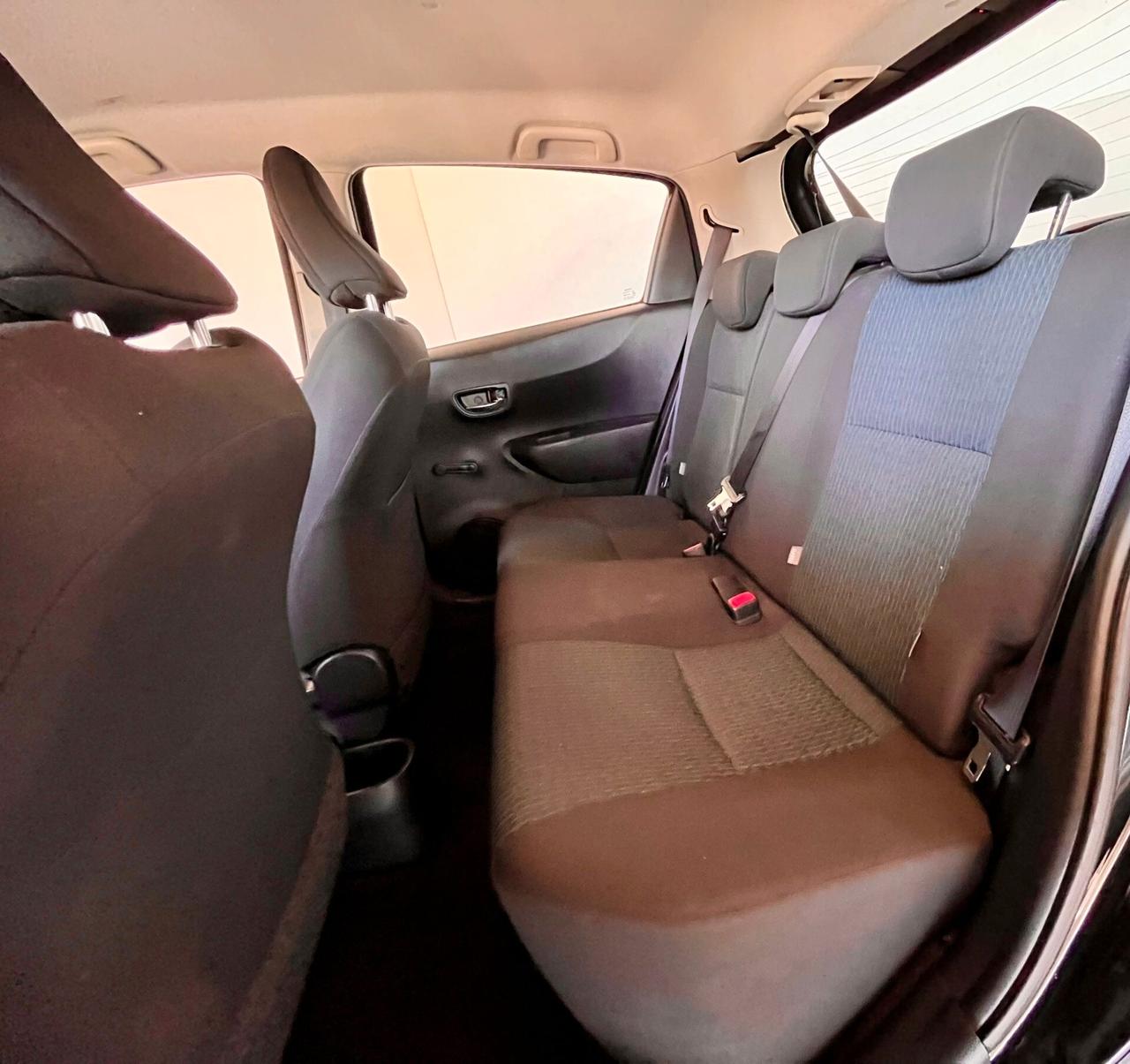 Toyota Yaris Lounge