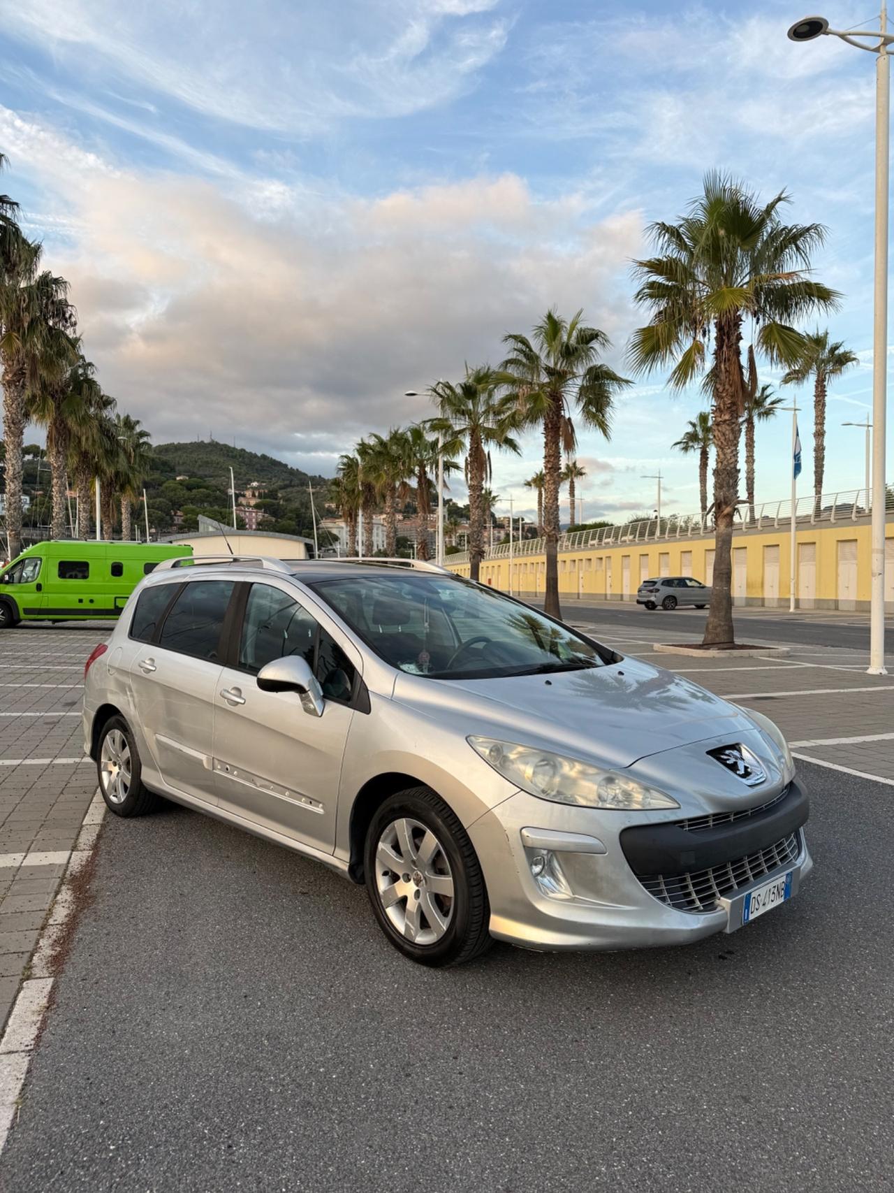 Peugeot 308 1.6 HDi 110CV 5p. Féline (6 Marce)