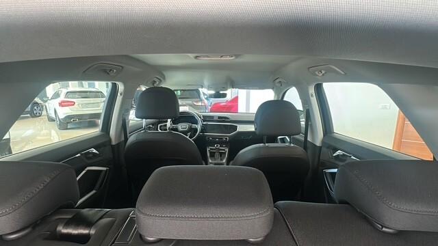 Audi Q3 35 TDI S tronic Business