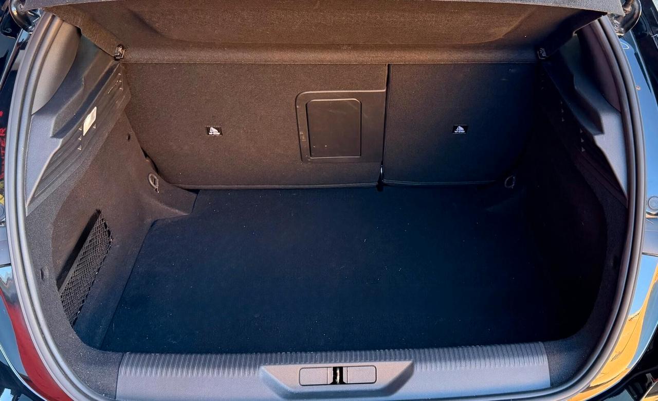 Peugeot 308 BlueHDi 130 S&S EAT8 GT Virtual cockpit