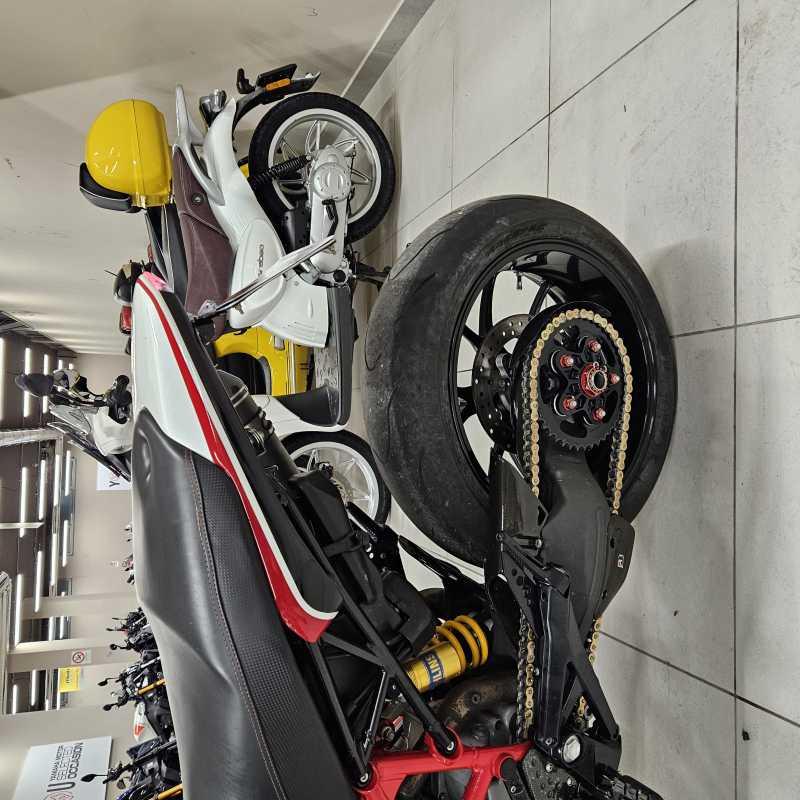 Ducati Hypermotard 1100 - 2009