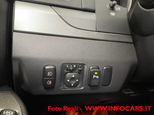 MITSUBISHI Pajero 3.2 DI-D 16V aut. 7p. Instyle DPF