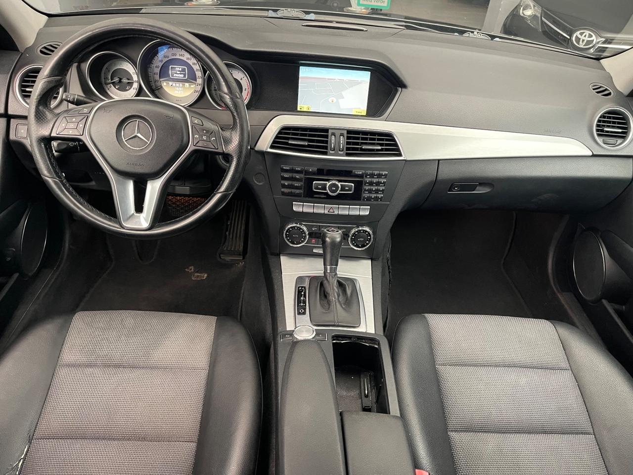 Mercedes-benz C 200 CDI BlueEFFICIENCY Avantgarde