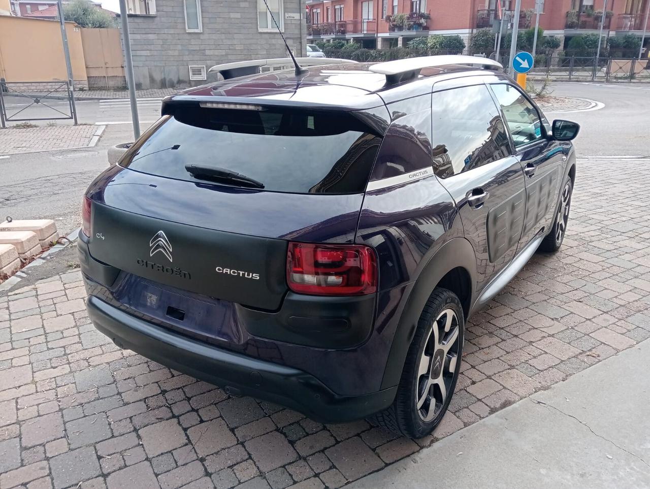 Citroen C4 Cactus 1.2 PureTech 82 Shine Edition