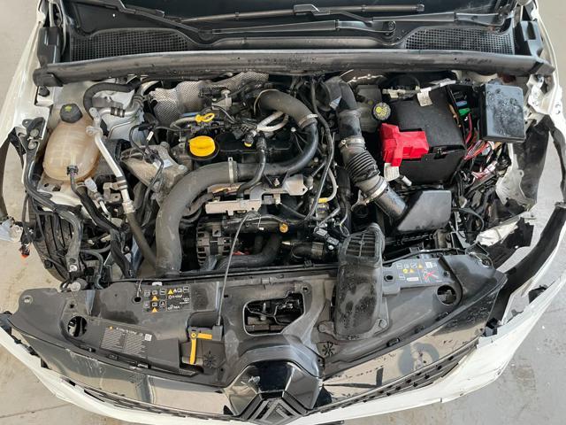 RENAULT Clio TCE 90CV 5 PORTE TECHNO