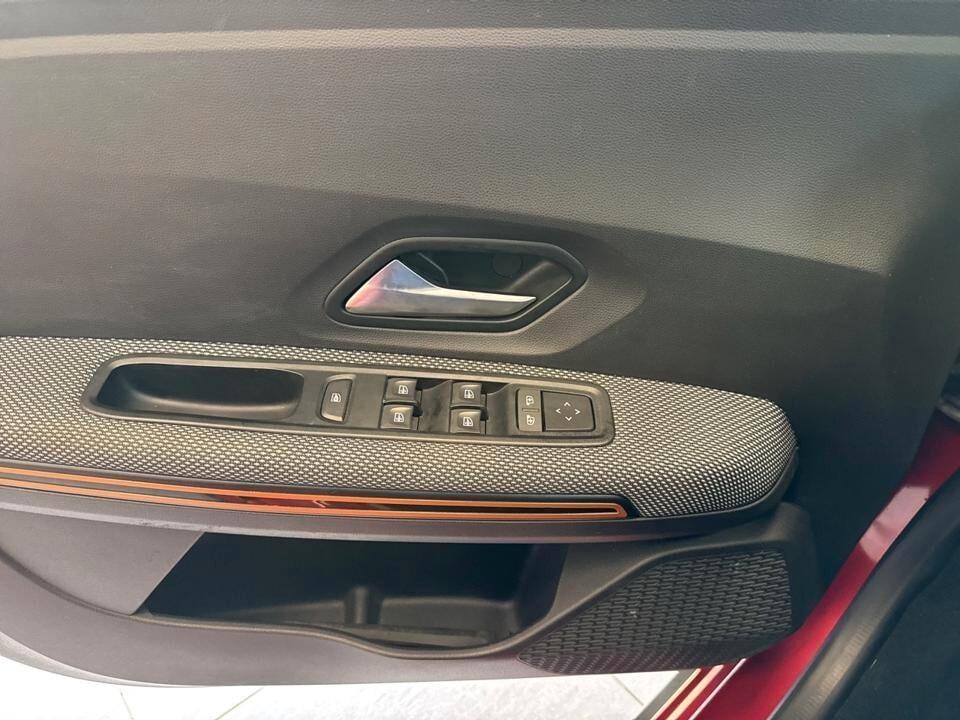 Dacia Sandero Stepway 1.0 TCe 100 CV ECO-G Comfort