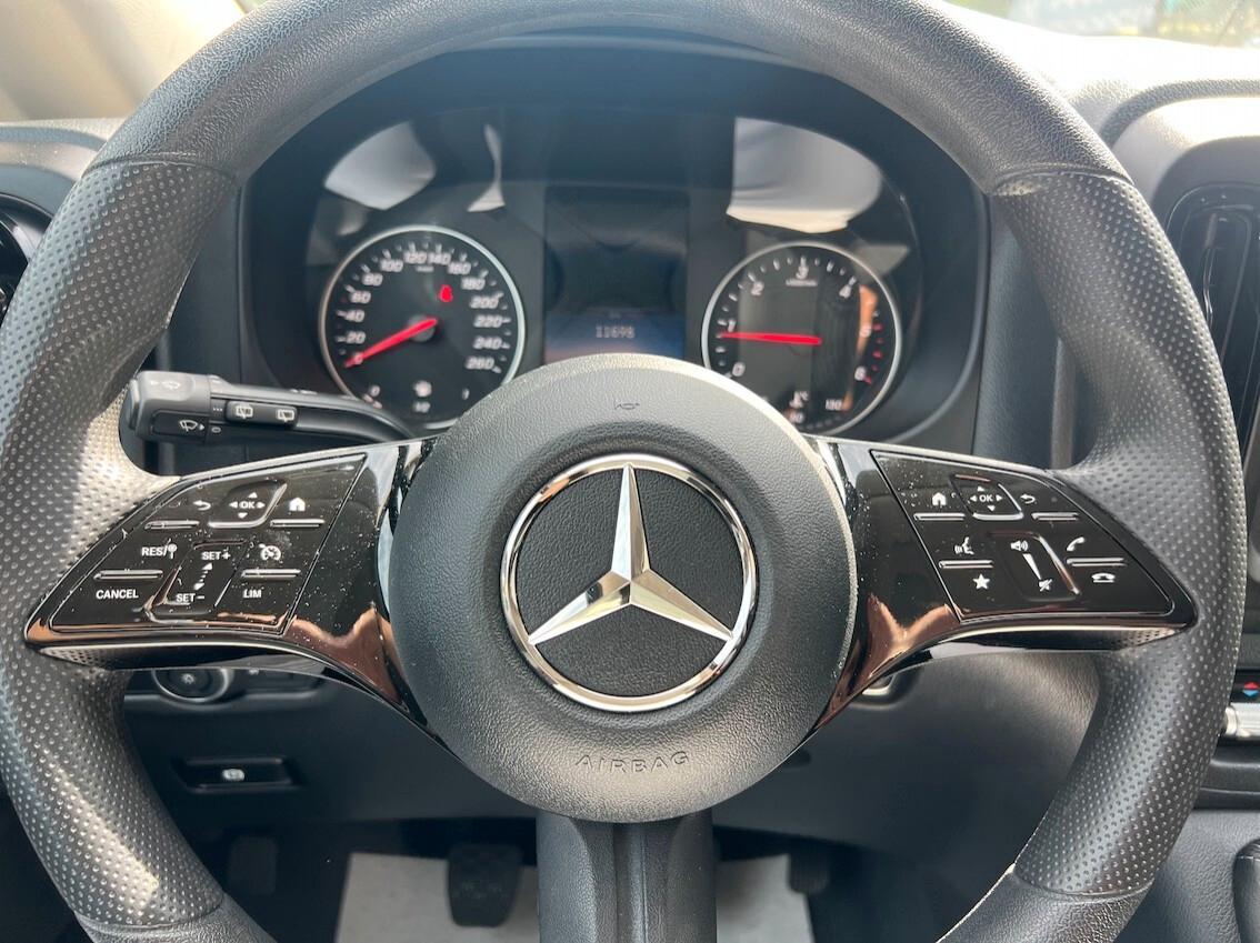 Mercedes-Benz Vito Pro 2.0 D 163 CV N1 Autocarro + IVA - 30/12/2024