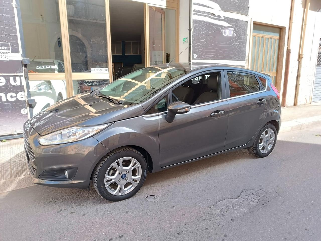 Ford Fiesta 1.5 TDCi 75CV 5 porte TITANIUM NAVI ( 2 unità)