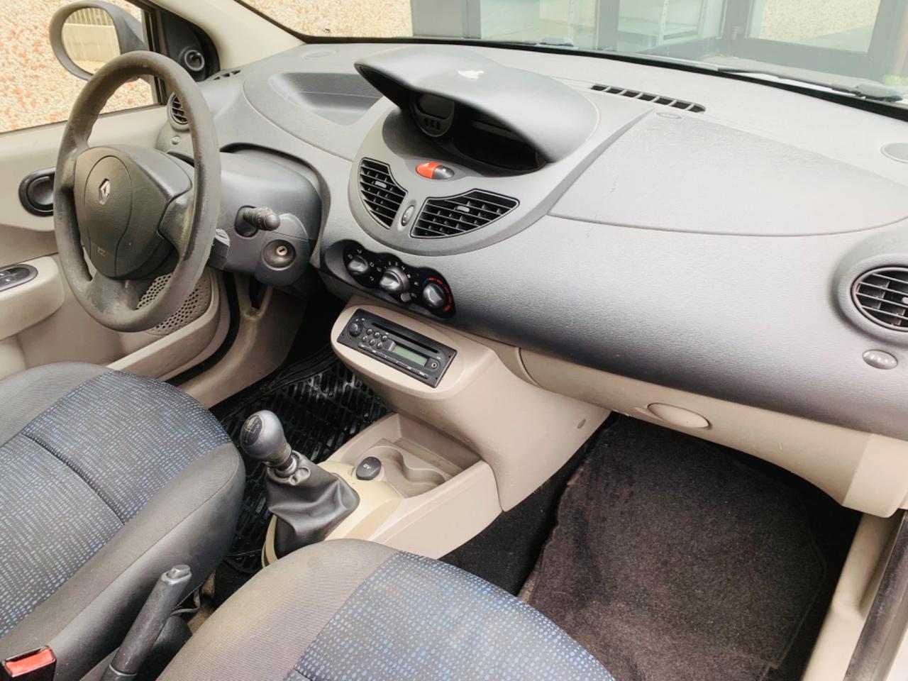 Renault Twingo 1.2 16V GPL Le Iene