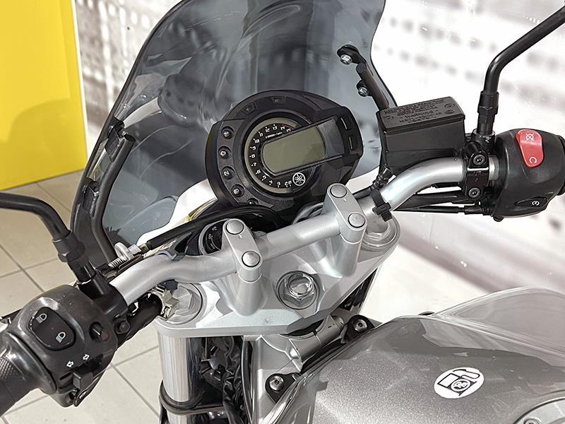 Yamaha FZ6