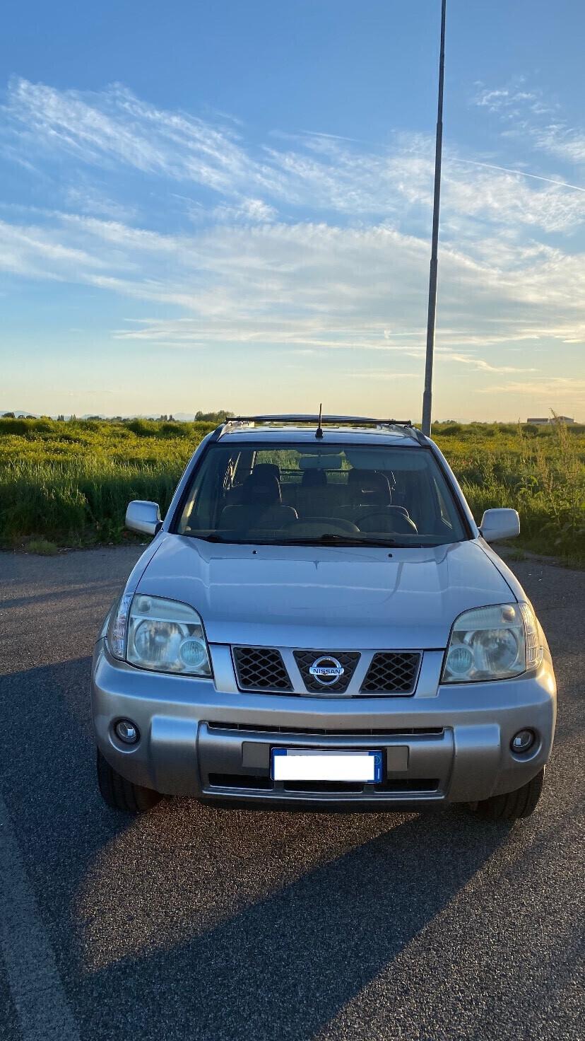 Nissan X-Trail 2.2 TD Di Elegance