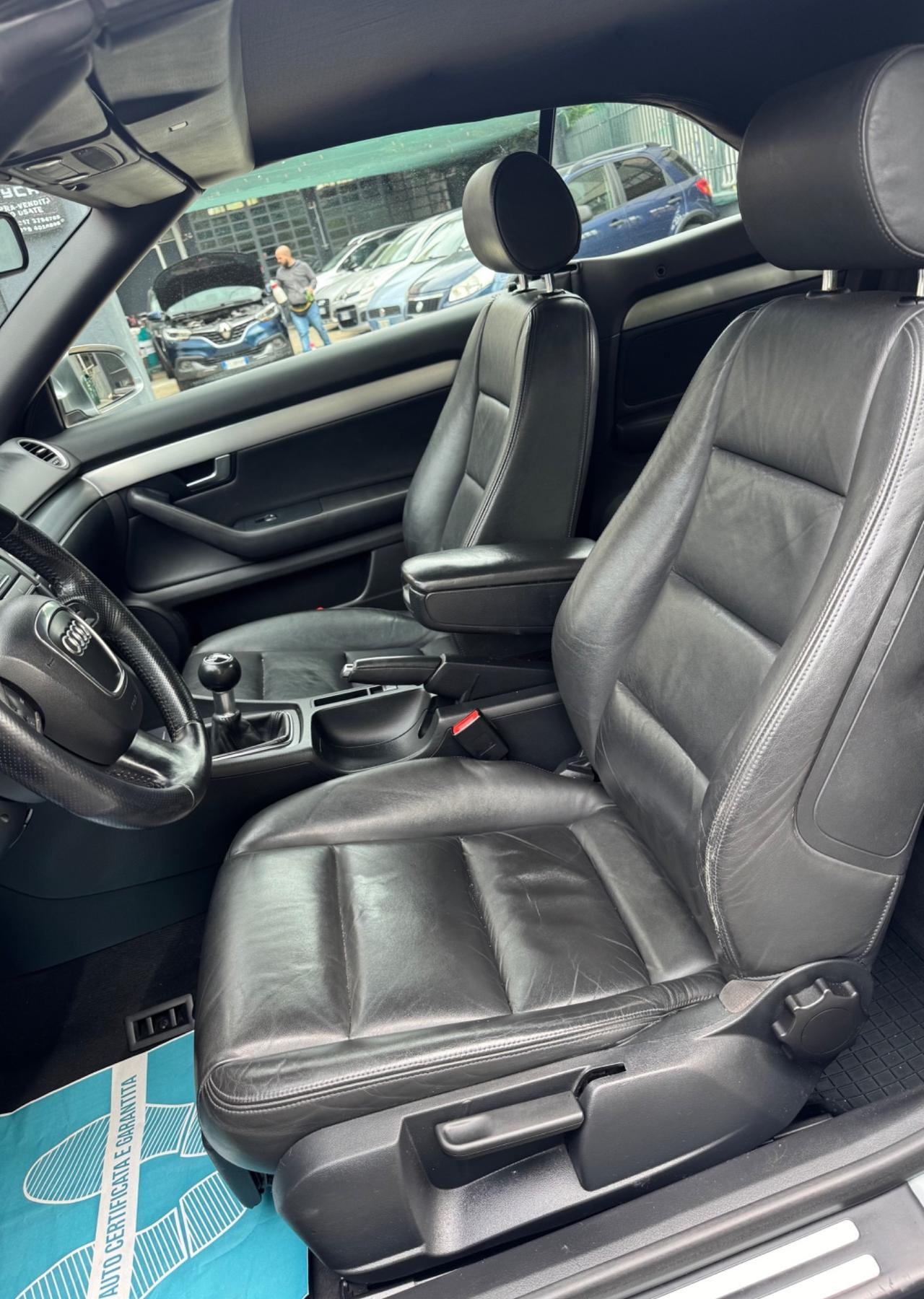Audi A4 Cabriolet 2.0 TDi 140 cv 4 posti