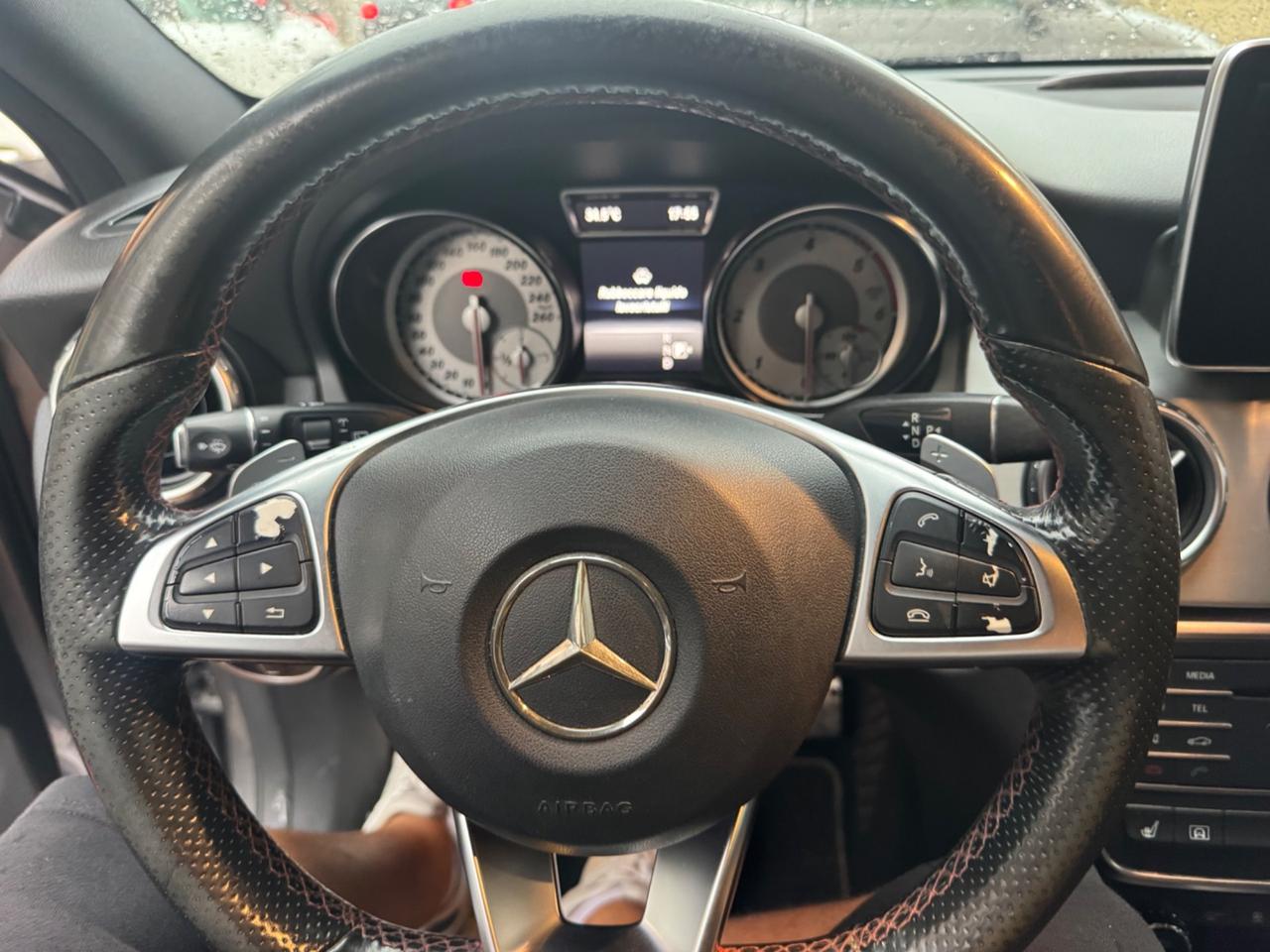 Mercedes-benz GLA 220 d Automatic 4Matic Sport