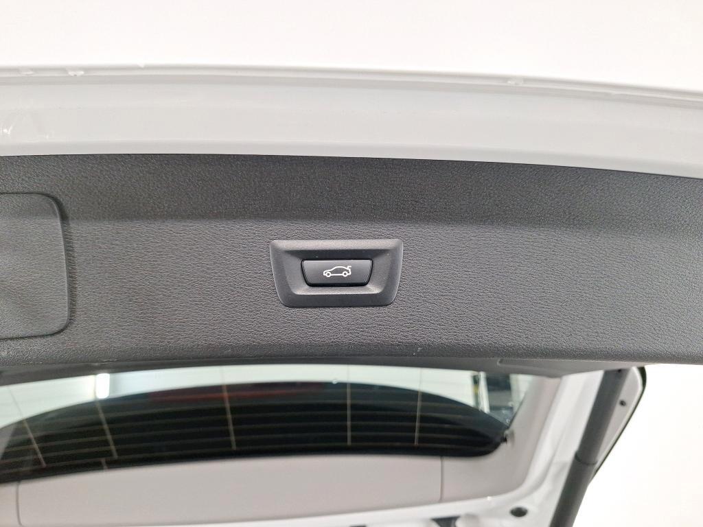 BMW X1 16D 115CV 6M. S-DRIVE BUSINESS ADVANTAGE ( CRUISE - NAVI - PARK ASSISTANT - CERCHI 17 )