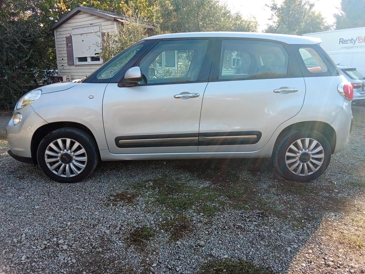 Fiat 500L ----