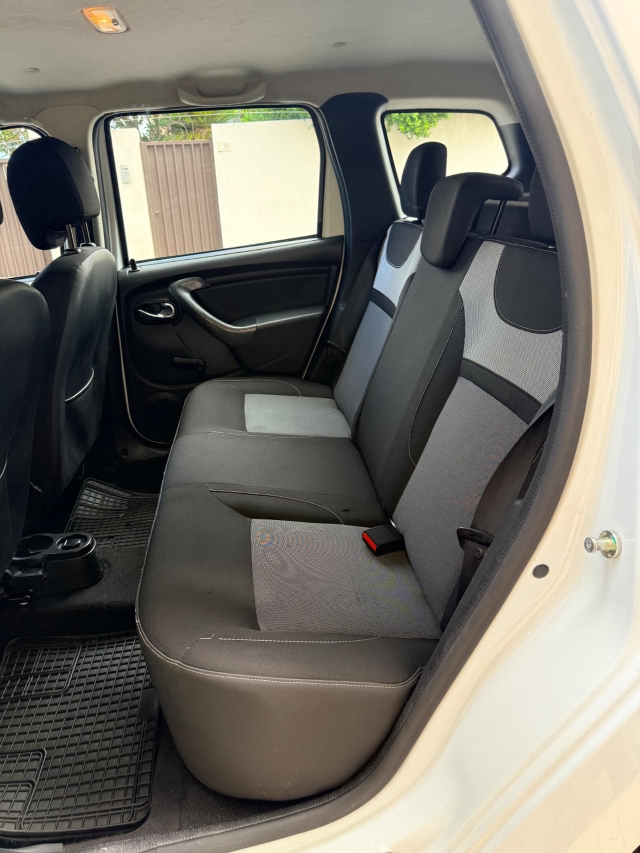 Dacia Duster 1.5 dCi 90CV S&S 4x2 Serie Speciale Ambiance Family