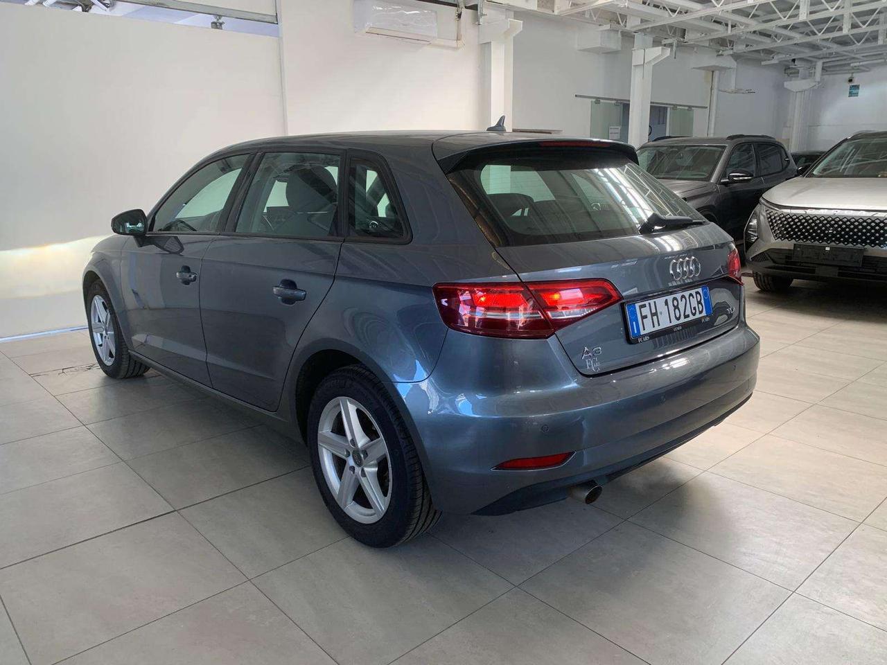 Audi A3 A3 III 2016 Sportback Sportback 1.6 tdi Business 110cv s-tronic