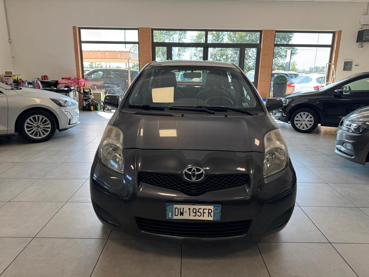 Toyota Yaris 1.3 5 porte Sol