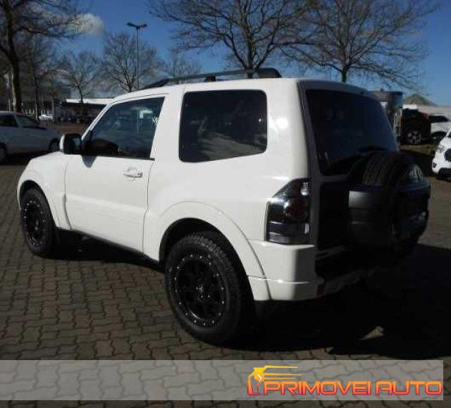 MITSUBISHI Pajero 3.2 DI-D 16V aut. 3p. Final Edition