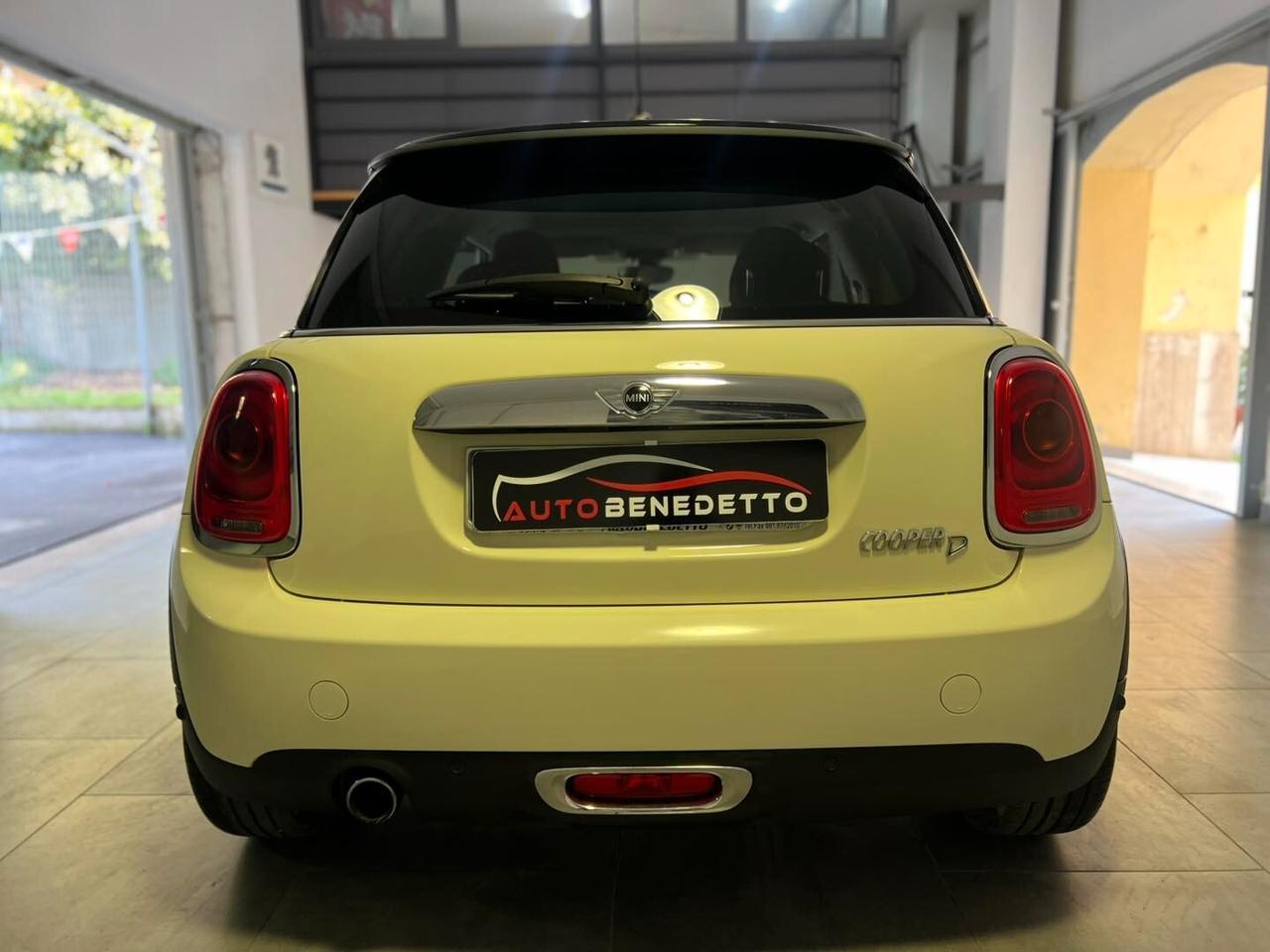 MINI COOPER 1.5 COOPER D BUSINESS 2016