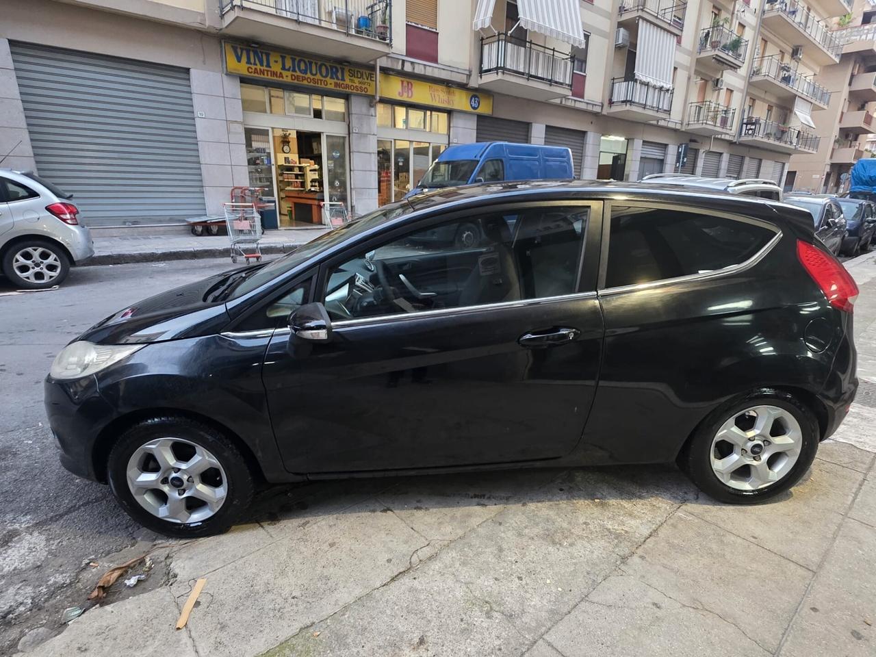Ford Fiesta Fiesta+ 1.4 3 porte Bz.- GPL