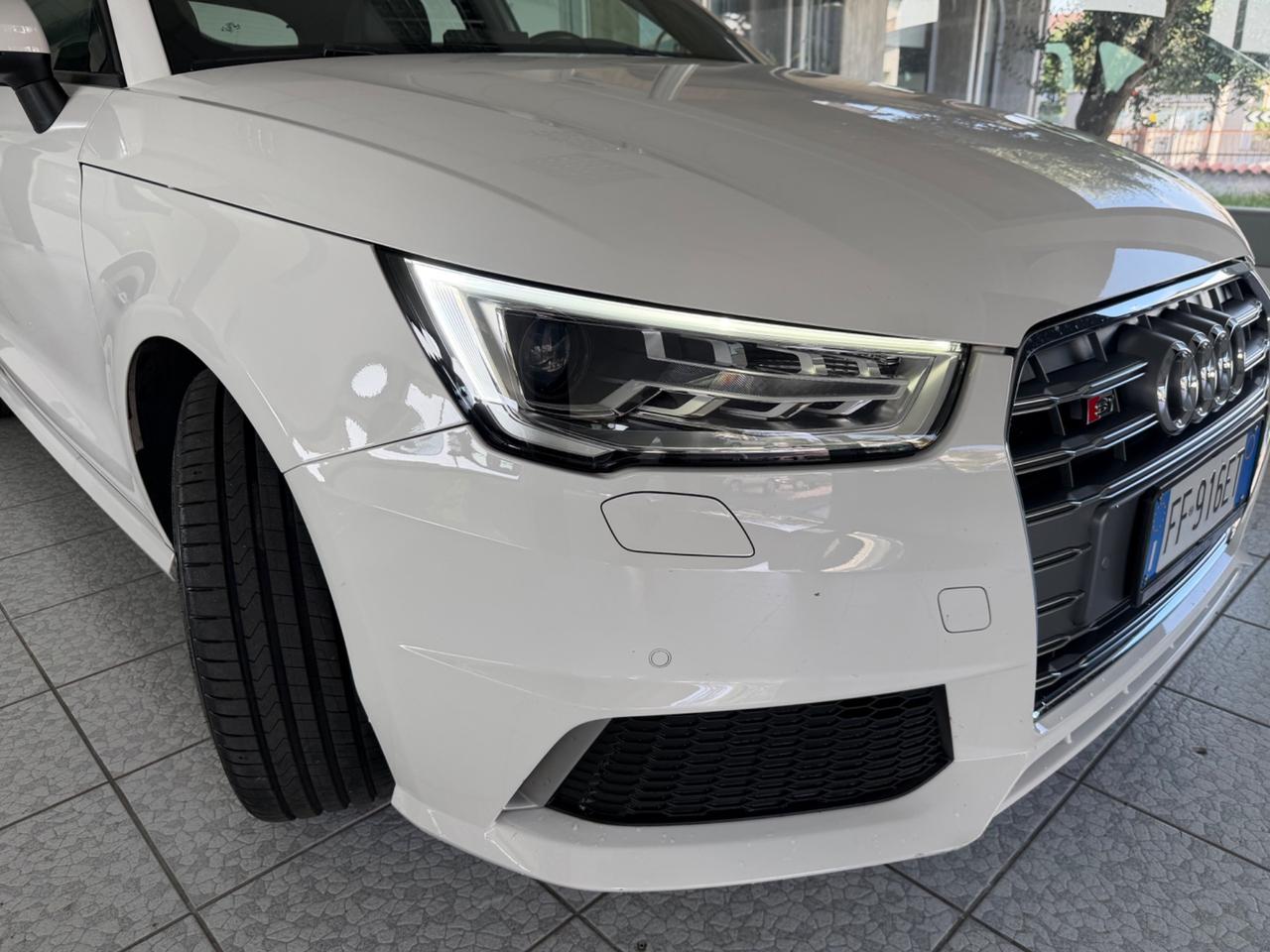 Audi A1 S1 SPB 2.0 TFSI quattro