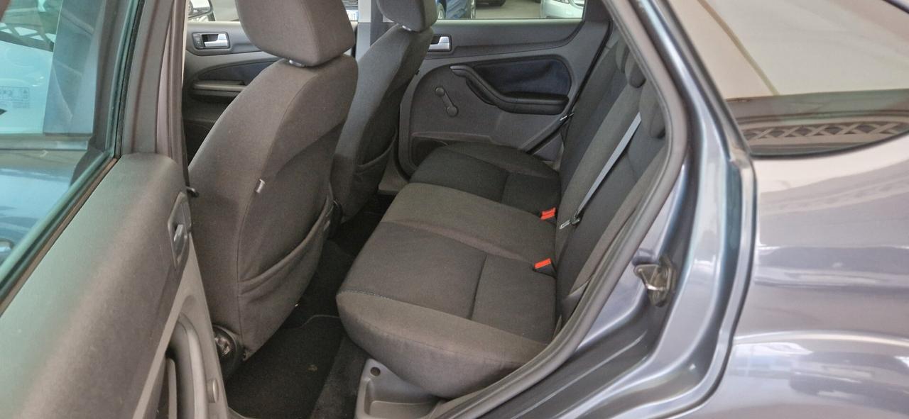 Ford Focus 1.8 TDCi 115cv ** INDISTRUTTIBILE **