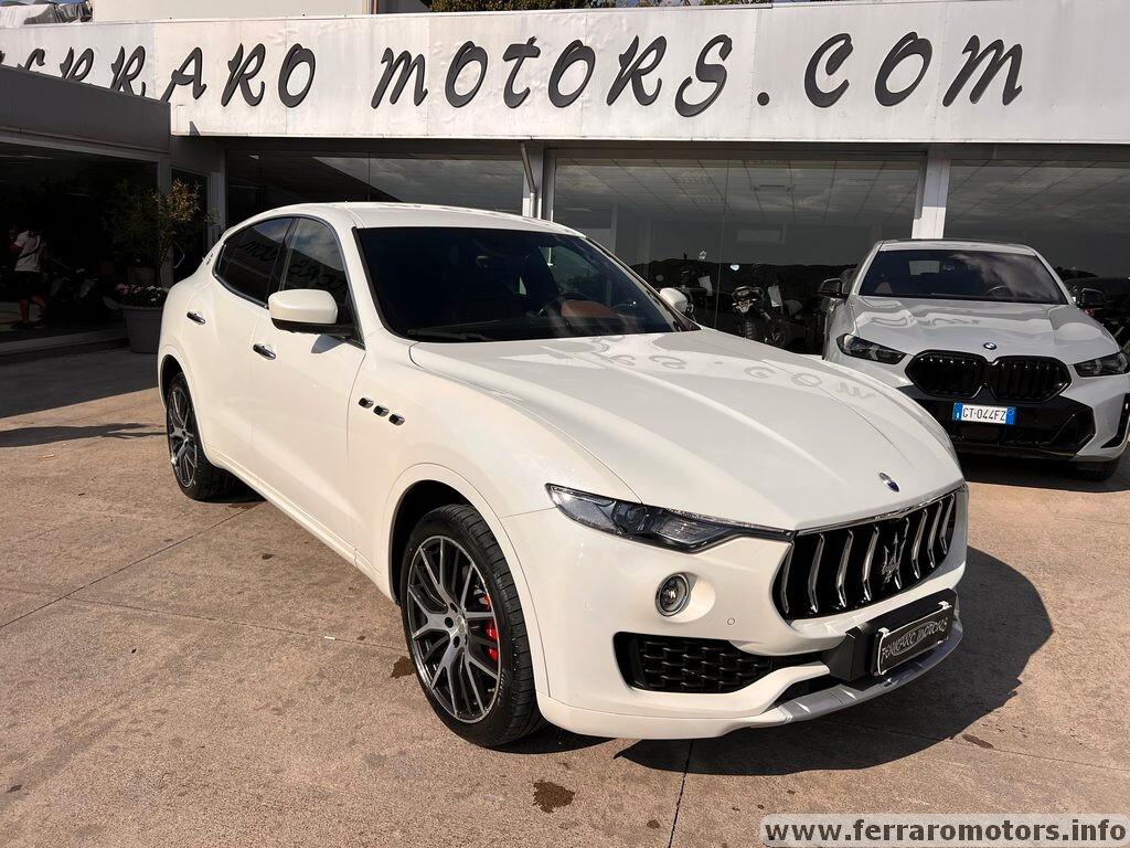 Maserati Levante V6 Diesel AWD Granlusso a 349 euro al mese