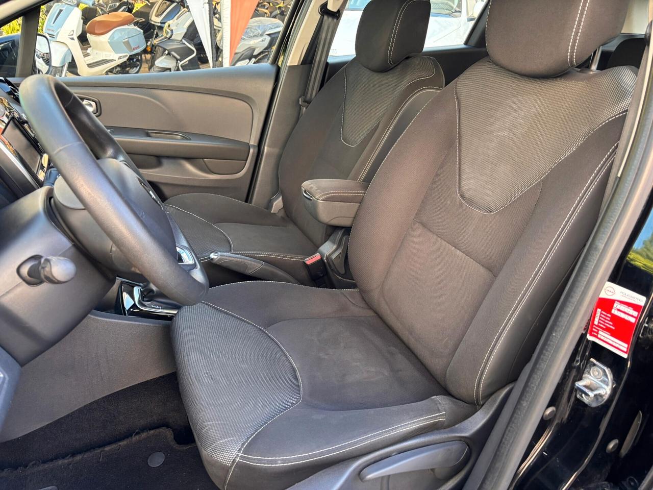 Renault Clio Sporter dCi 8V 90 CV EDC Business