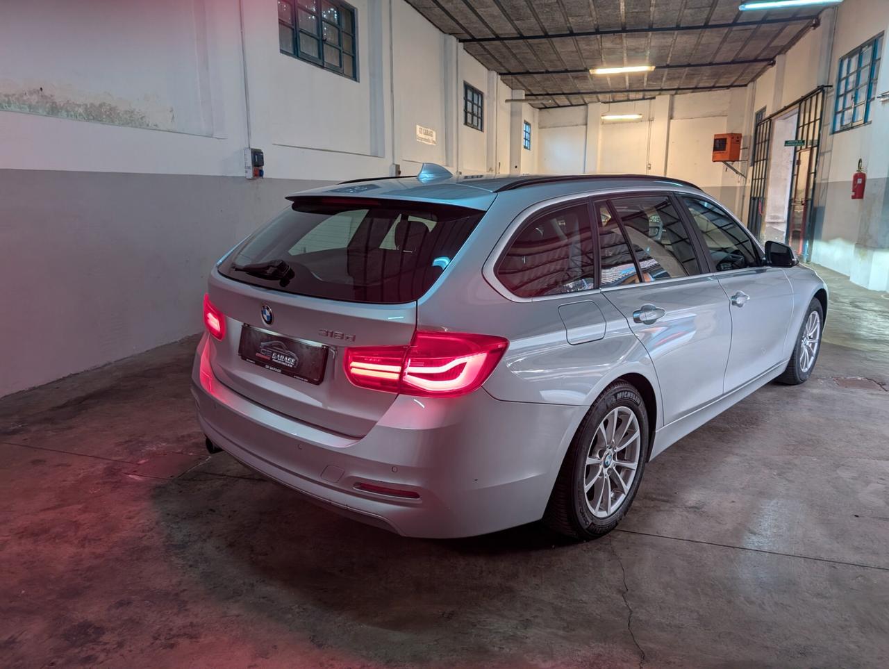 Bmw 318 318d Touring Business Advantage aut.