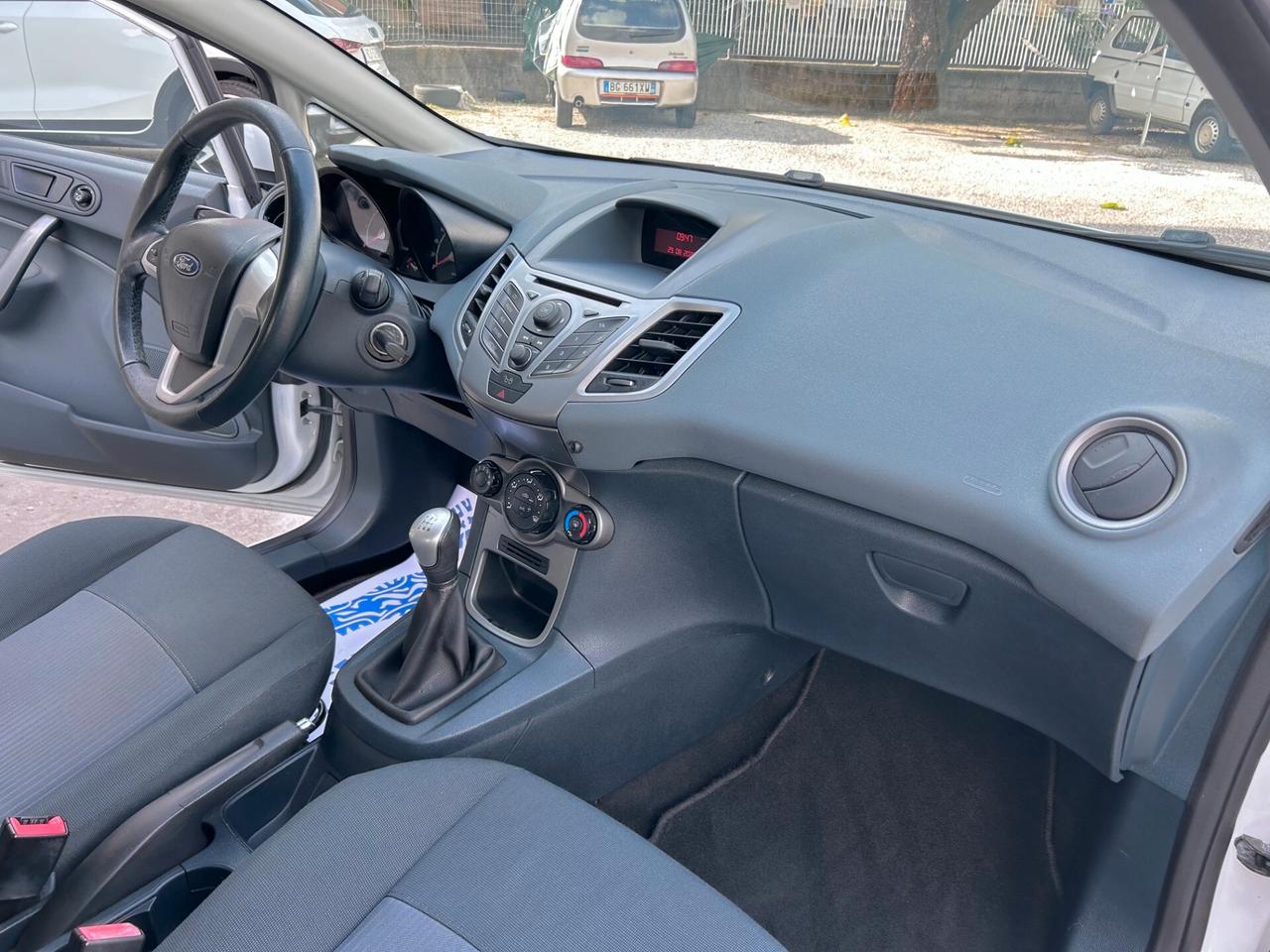 Ford Fiesta 1.2 82CV 5 porte