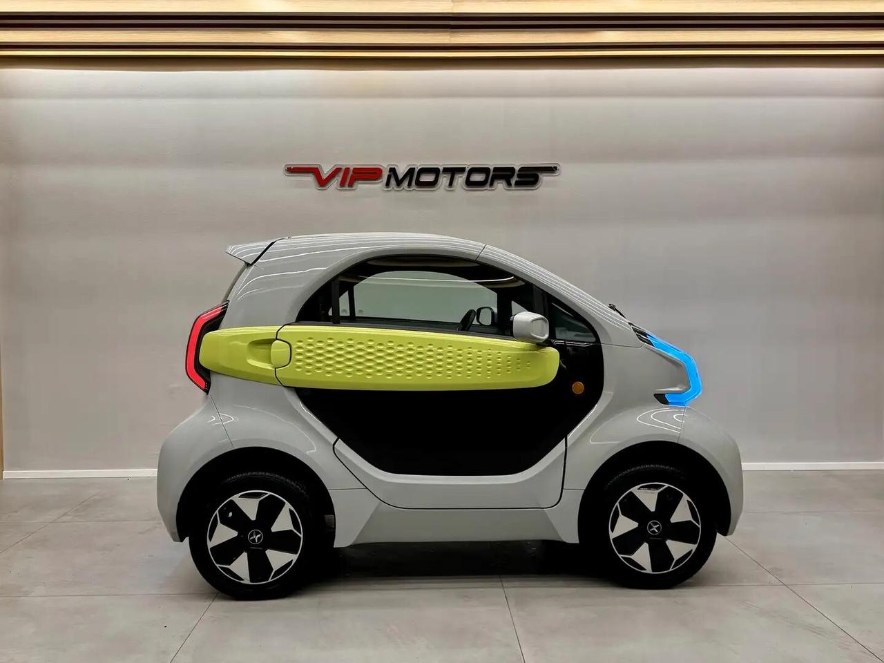 XEV Yoyo e-sport 10CV SENZA PATENTE GUIDABILE A 16ANNI