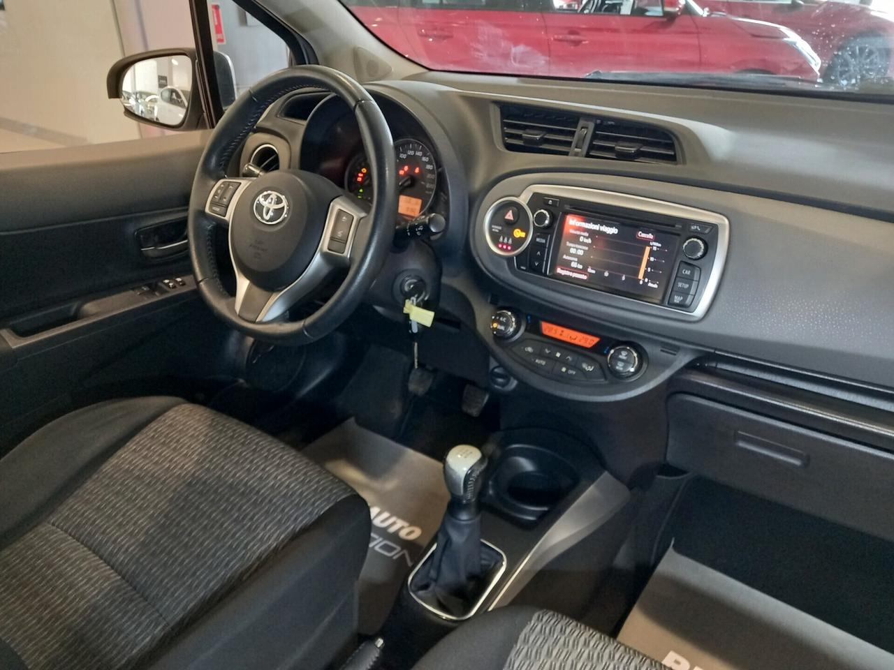 Toyota Yaris 1.0 5 porte Lounge
