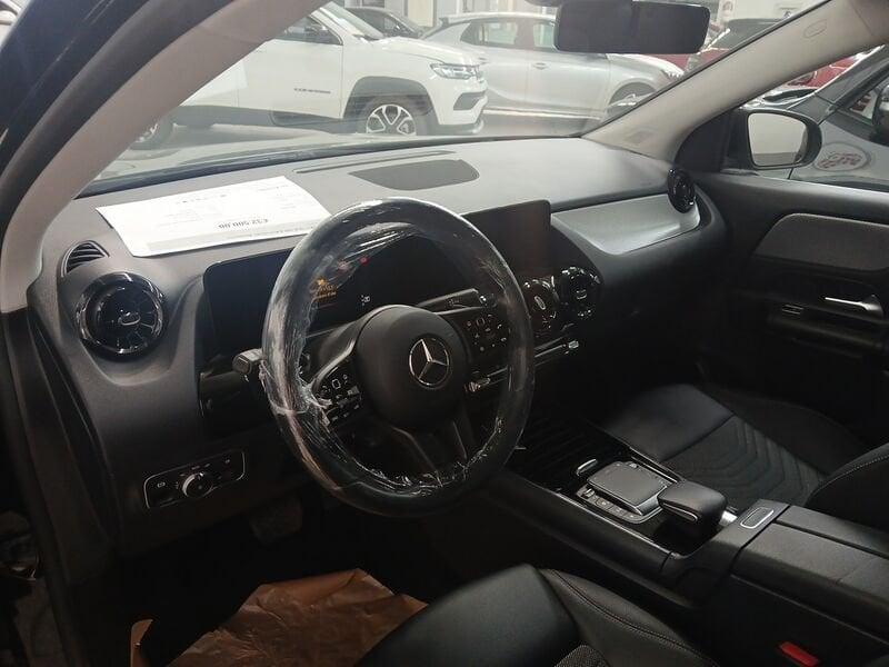 Mercedes-Benz GLA (H247) 180 d Automatic Business