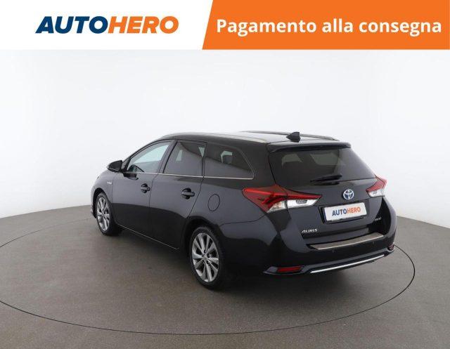 TOYOTA Auris Touring Sports 1.8 Hybrid Lounge