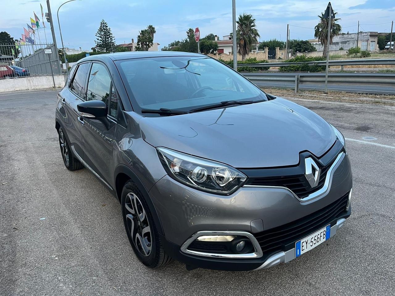 Renault Captur 1.5 dCi Project Runway Unipro 2015
