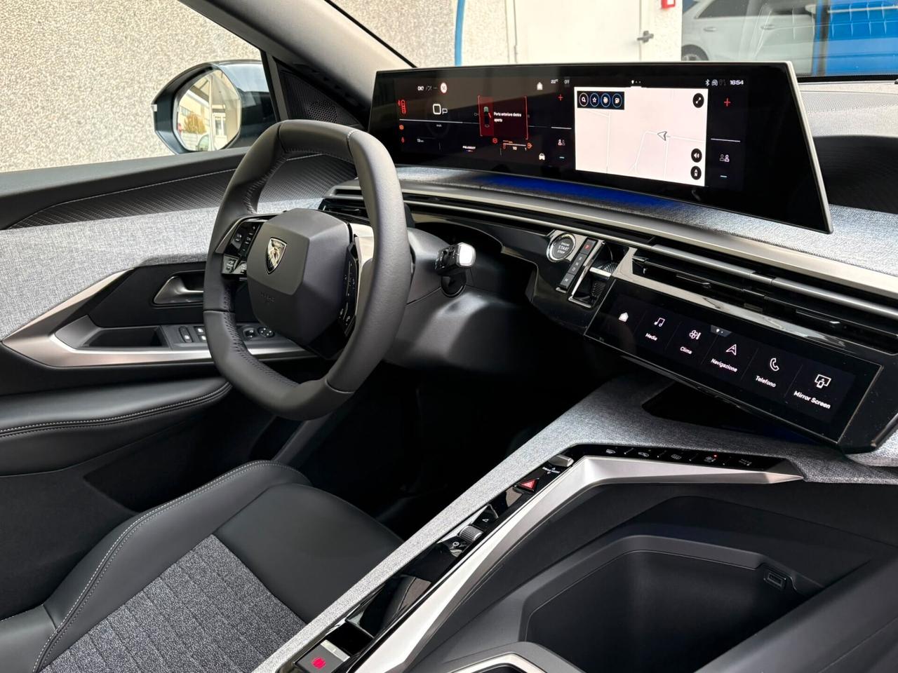 Peugeot 3008 Hybrid 145 e-DCS6 Allure Cambio Automatico