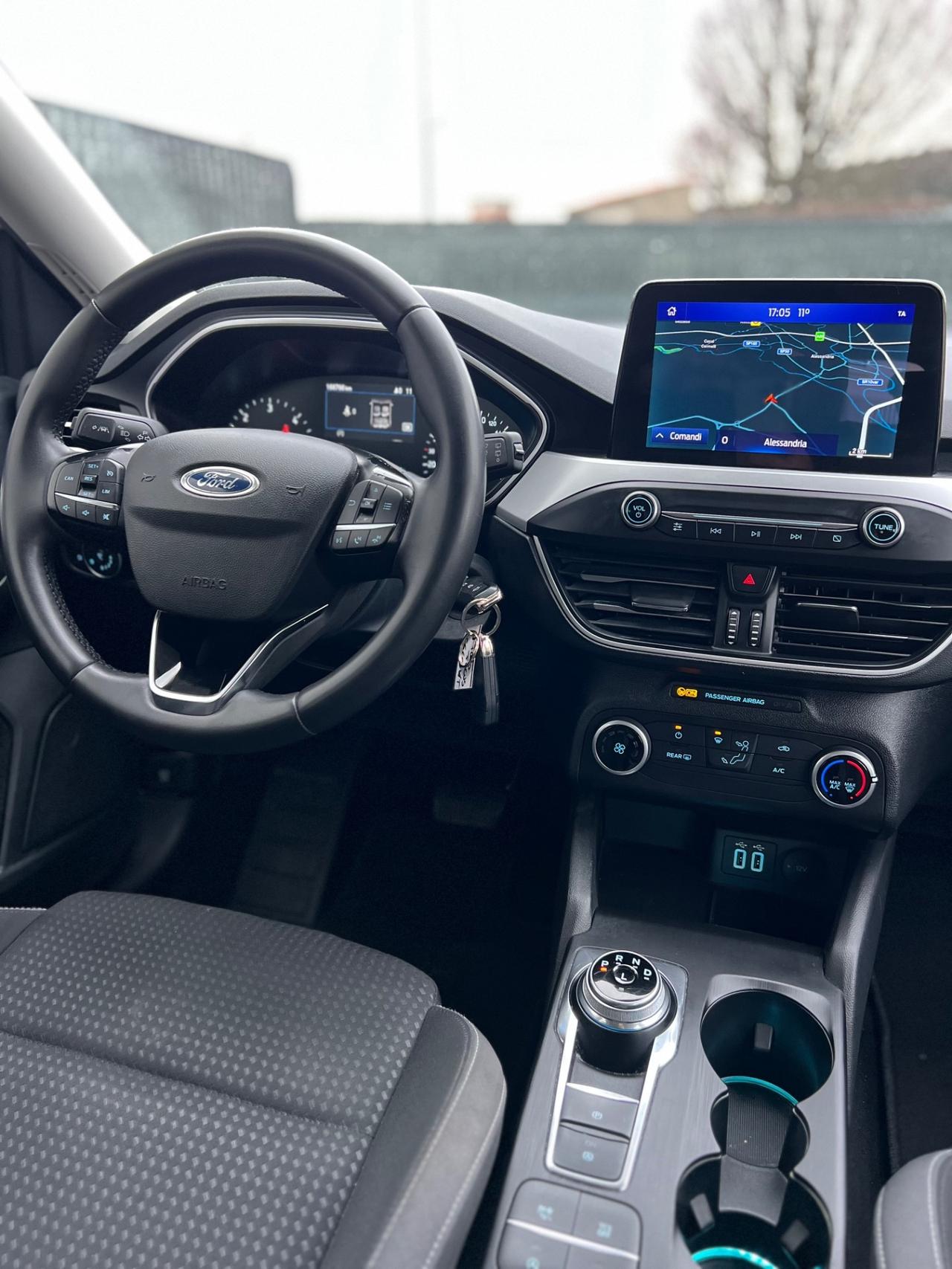 Ford Focus 1.5 d 120 CV automatico SW ST-Line ANCHE NEOPATENTATI