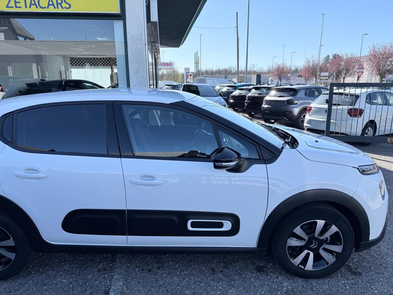 Citroen C3 1.2 puretech Shine s&s 83cv