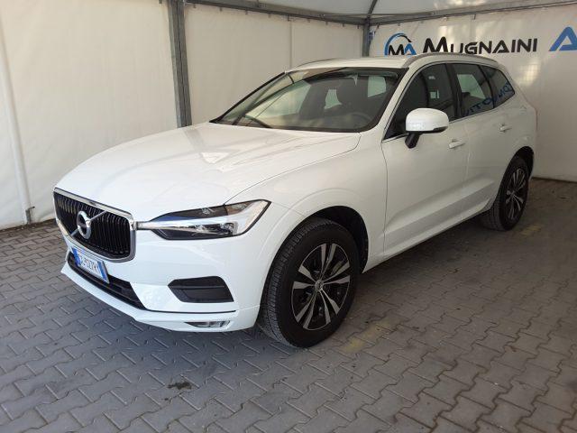 VOLVO XC60 B4 (d) AWD Geartronic Momentum *GANCIO TRAINO*