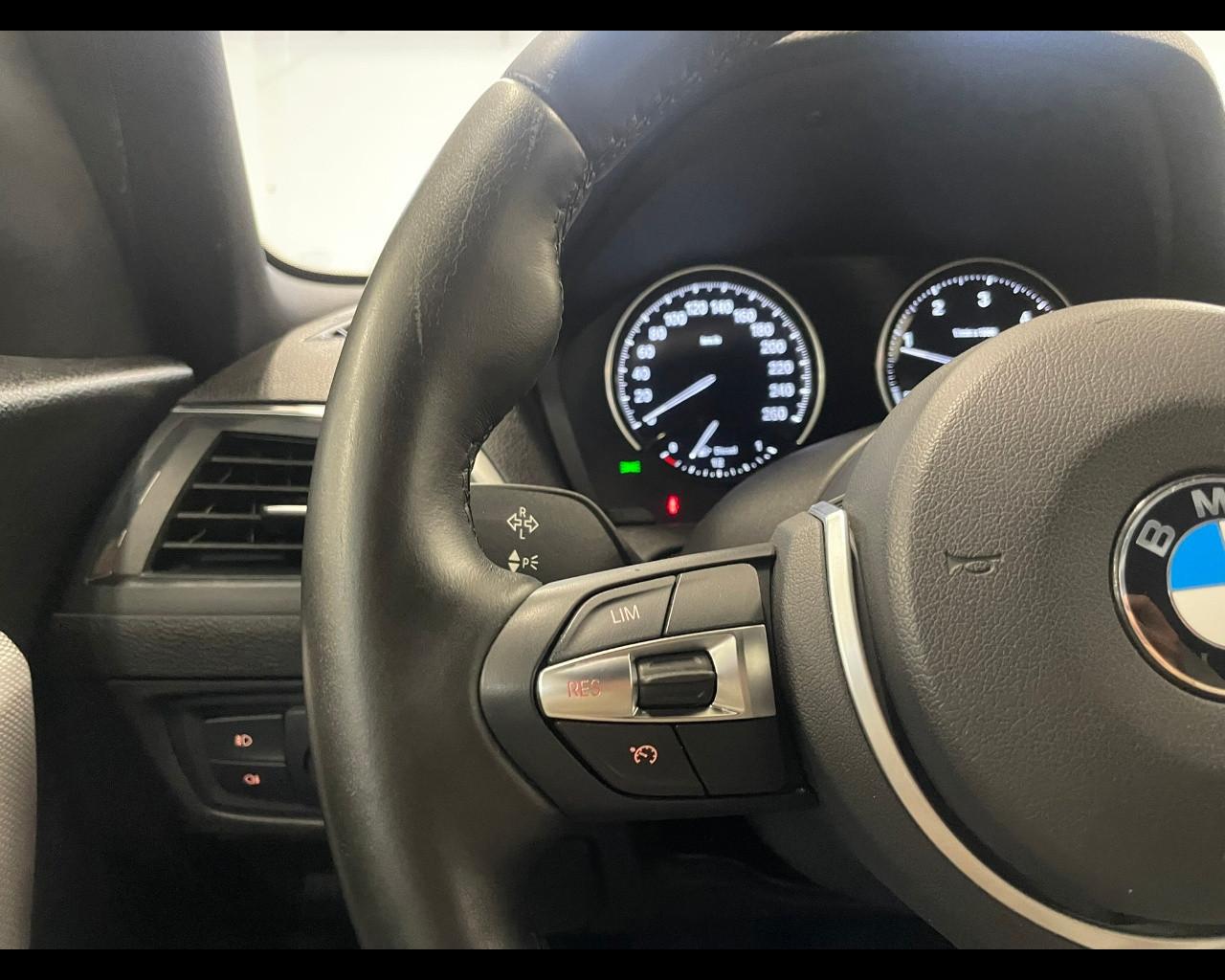 BMW Serie 1 (F20) - 118d 5p. Msport