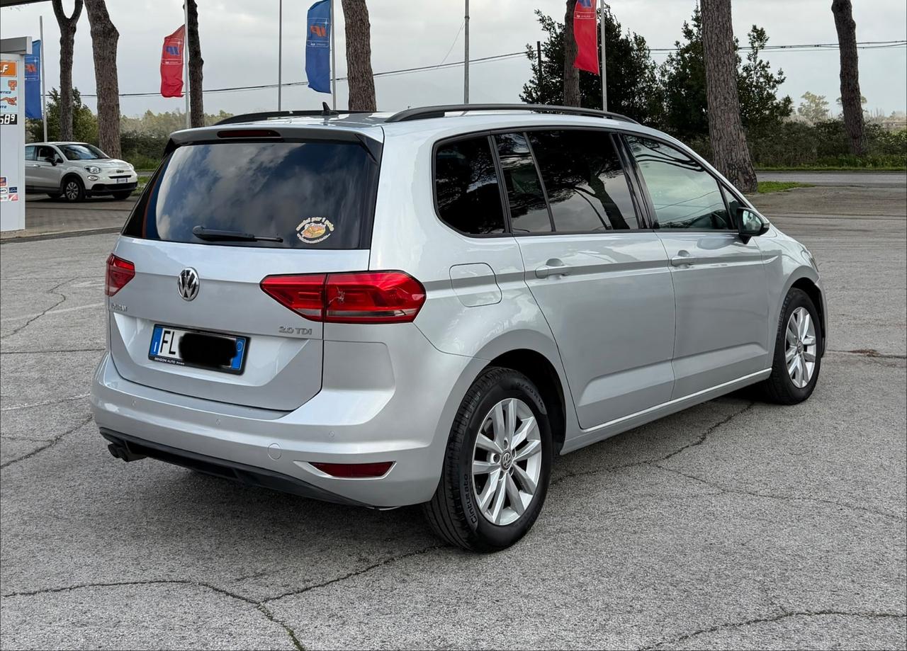 Volkswagen Touran 2.0 TDI 150 CV SCR DSG Business BlueMotion Technology