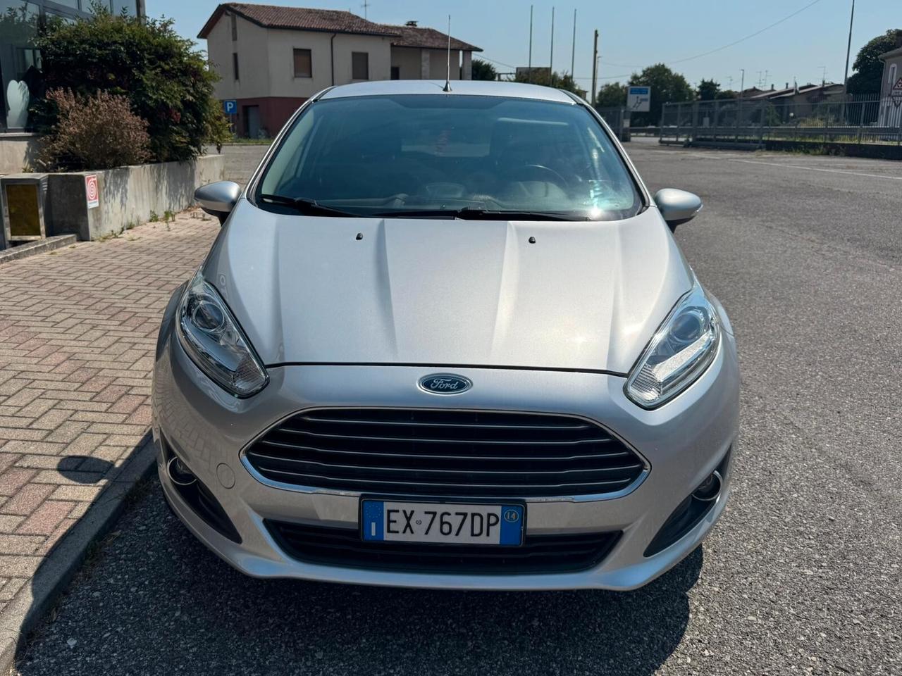 Ford Fiesta 1.5 TDCi 75CV 5 porte Business