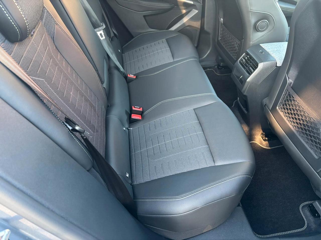 Peugeot 3008 Hybrid 136 e-DCS6 GT